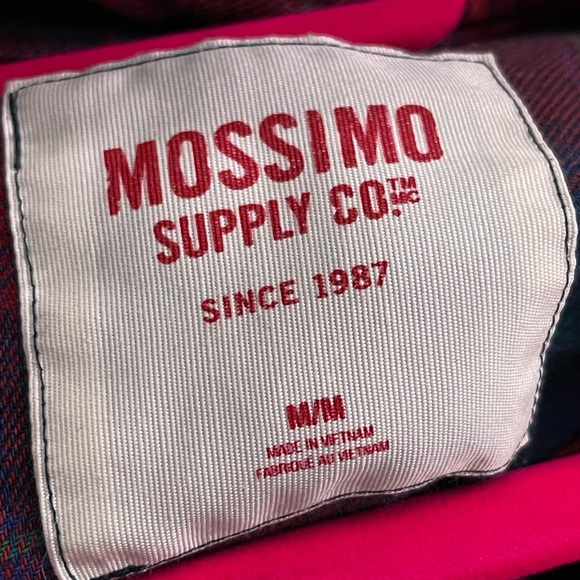 Mossimo Flannel - Picture 2 of 2